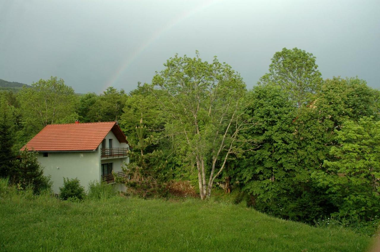 M & J Villa Krasno Polje Exterior photo